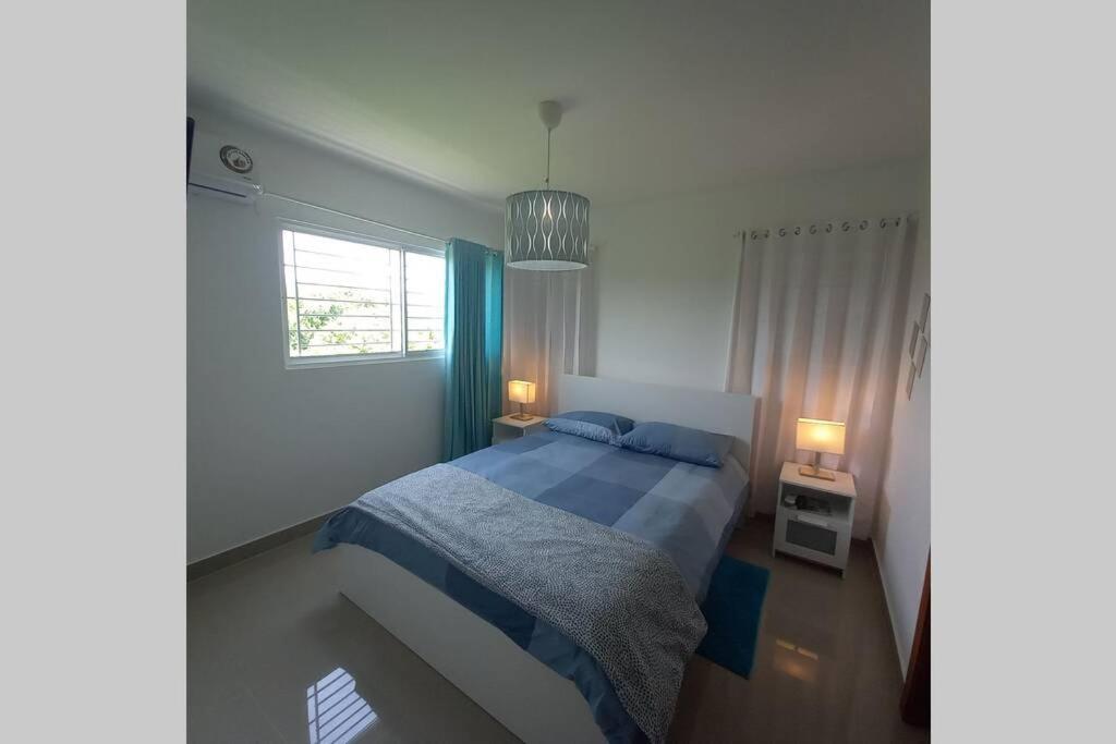 Confortable Apartamento De 3 Tres Habitaciones, Con Hermosa Vista De Area Verde, Ademas De Piscinas Y Juegos Infantiles En Area Recreativa Santiago De Los Caballeros Kültér fotó