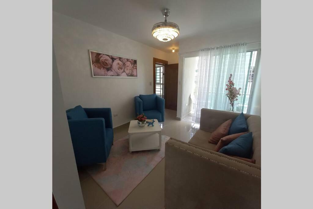 Confortable Apartamento De 3 Tres Habitaciones, Con Hermosa Vista De Area Verde, Ademas De Piscinas Y Juegos Infantiles En Area Recreativa Santiago De Los Caballeros Kültér fotó