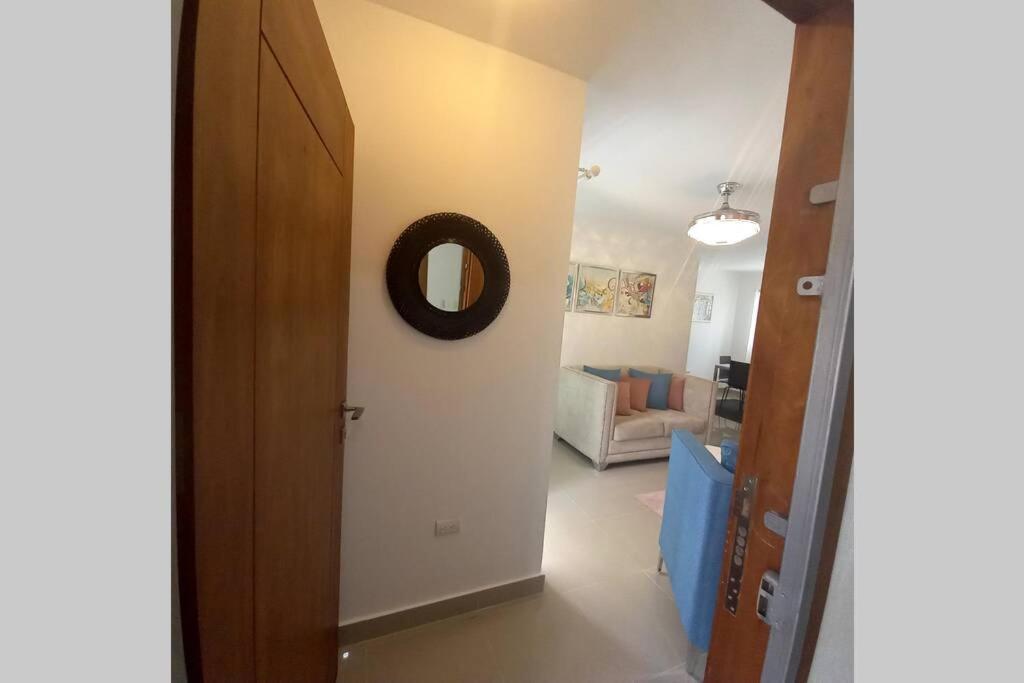 Confortable Apartamento De 3 Tres Habitaciones, Con Hermosa Vista De Area Verde, Ademas De Piscinas Y Juegos Infantiles En Area Recreativa Santiago De Los Caballeros Kültér fotó